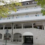 Petrus Hotel