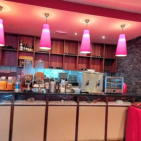酒店 柏图斯酒店 3*