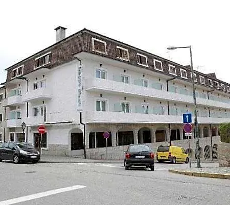 Petrus 3*