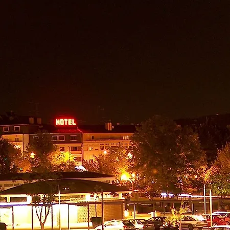 فندق Petrus 3*